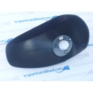 PARAFANGO ANTERIORE IN PLASTICA PER PIAGGIO: VESPA LX 50-125-150  VESPA LXV 50-125