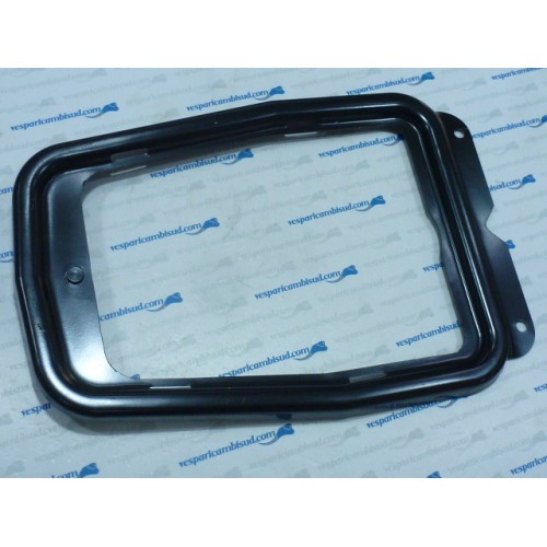 Portapacco cornice al serbatoio per sella monoposto,vespa 50 - 90 - 125