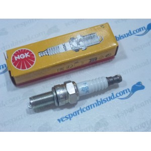 Candela NGK CR8EB FILETTO 10MM CHIAVE 16