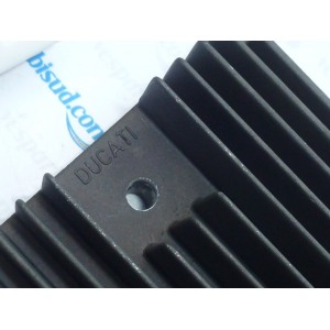 REGOLATORE DI TENSIONE DUCATI VESPA GTS 300 SUPER SPORT 2010