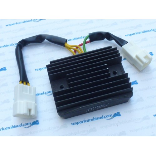 REGOLATORE DI TENSIONE DUCATI VESPA GTS 300 SUPER SPORT 2010