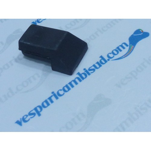 Puntale Terminale cieco per listello pedana,vespa px 80 - 125 - 150 - 200.
