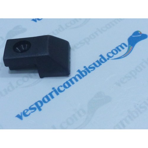Puntale Terminale per listello pedana,vespa 80 - 125 - 150 - 200.