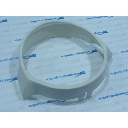 CORNICE FARO IN PLASTICA BIANCA VESPA PK 50-125.PK 50-125XL.