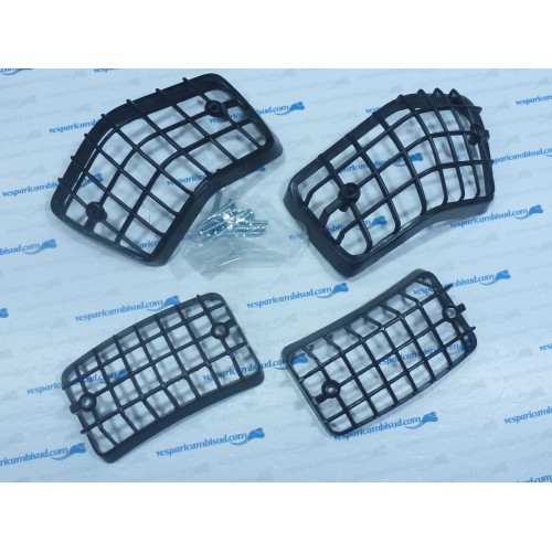 Set 4 Griglie nere in moplen Copri freccia Vespa PX