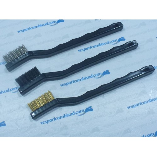 SET DI SPAZZOLE 180MM COMPOSTO DA 3 PZ 1 IN OTTONE 1 IN PLASTICA 1 ACCIAIO