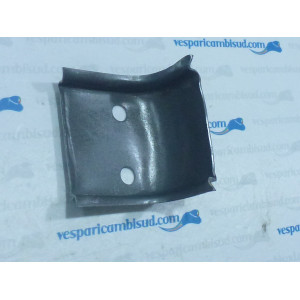 LAMIERATO RICAMBIO RIPARAZIONE FISSAGGIO SELLA PIAGGIO VESPA 50-90-125 PRIMAVERA-ET3