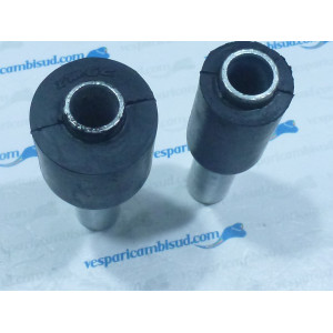 COPPIA silent blok,traversa supporto motore,vespa 125 - 150