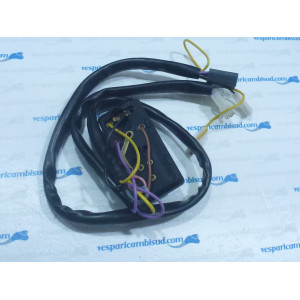 Commutatore luci compl.,vespa 125 - 150 - 200. con batteria o avv. elettrico.