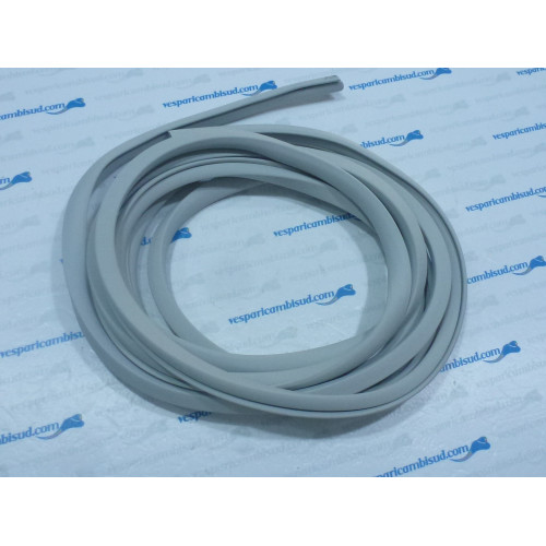Kit profilato gomma grigio per cofano motore e bauletto,vespa 1949>67