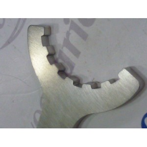 CHIAVE FISSAGGIO MARMITTA 150 GS