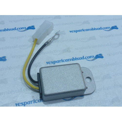 REGOLATORE SALVA LAMPADINE 6 VOLT PIAGGIO VESPA 