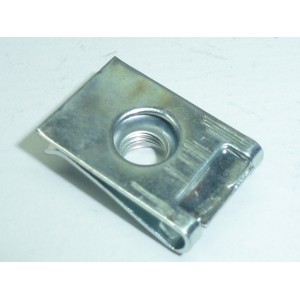 COPPIA PIASTRINA FISSAGGIO M6 COPPIA PIASTRINA FISSAGGIO M6