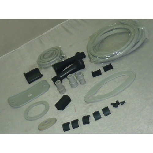 KIT PARTI IN GOMMA VESPA FARO BASSO