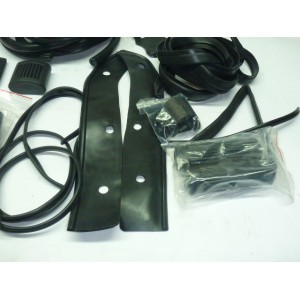 KIT GUARNIZIONI LAMBRETTA LI 3 SERIE NERE KIT GUARNIZIONI LAMBRETTA LI 3 SERIE NERE