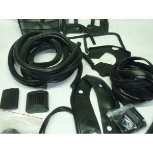 KIT GUARNIZIONI LAMBRETTA LI 3 SERIE NERE KIT GUARNIZIONI LAMBRETTA LI 3 SERIE NERE