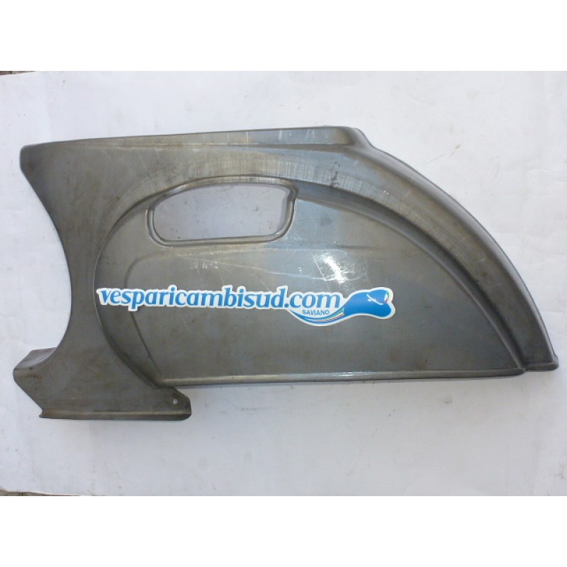 Lamierato fiancata lato sinistro,vespa con apertura bauletto 125 ET3 PRIMAVERA Lamierato fiancata lato sinistro,vespa con apertura bauletto 125 ET3 PRIMAVERA