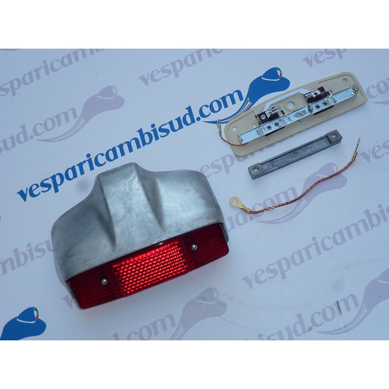 FANALE POSTERIORE LAMBRETTA LI 1-2 SERIE FANALE POSTERIORE LAMBRETTA LI 1-2 SERIE