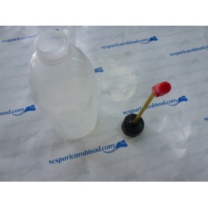 TANICA DA 250 ML PER OLIO CAMBIO VESPA CON BECCUCCIO