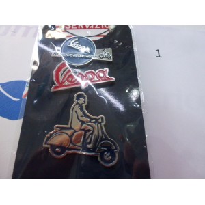 SET DI SPILLE VESPA IN METALLO ISPIRATE ALLA COMUNICAZIONE STORICA VESPA SERVIZIO